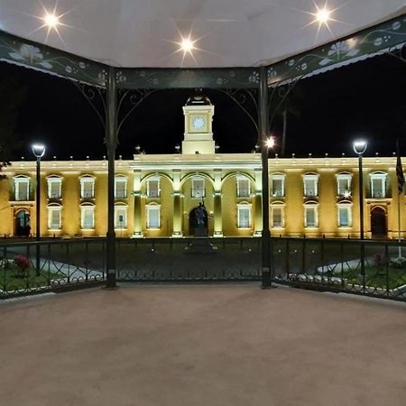Casa Central de Santa Ana Exterior foto