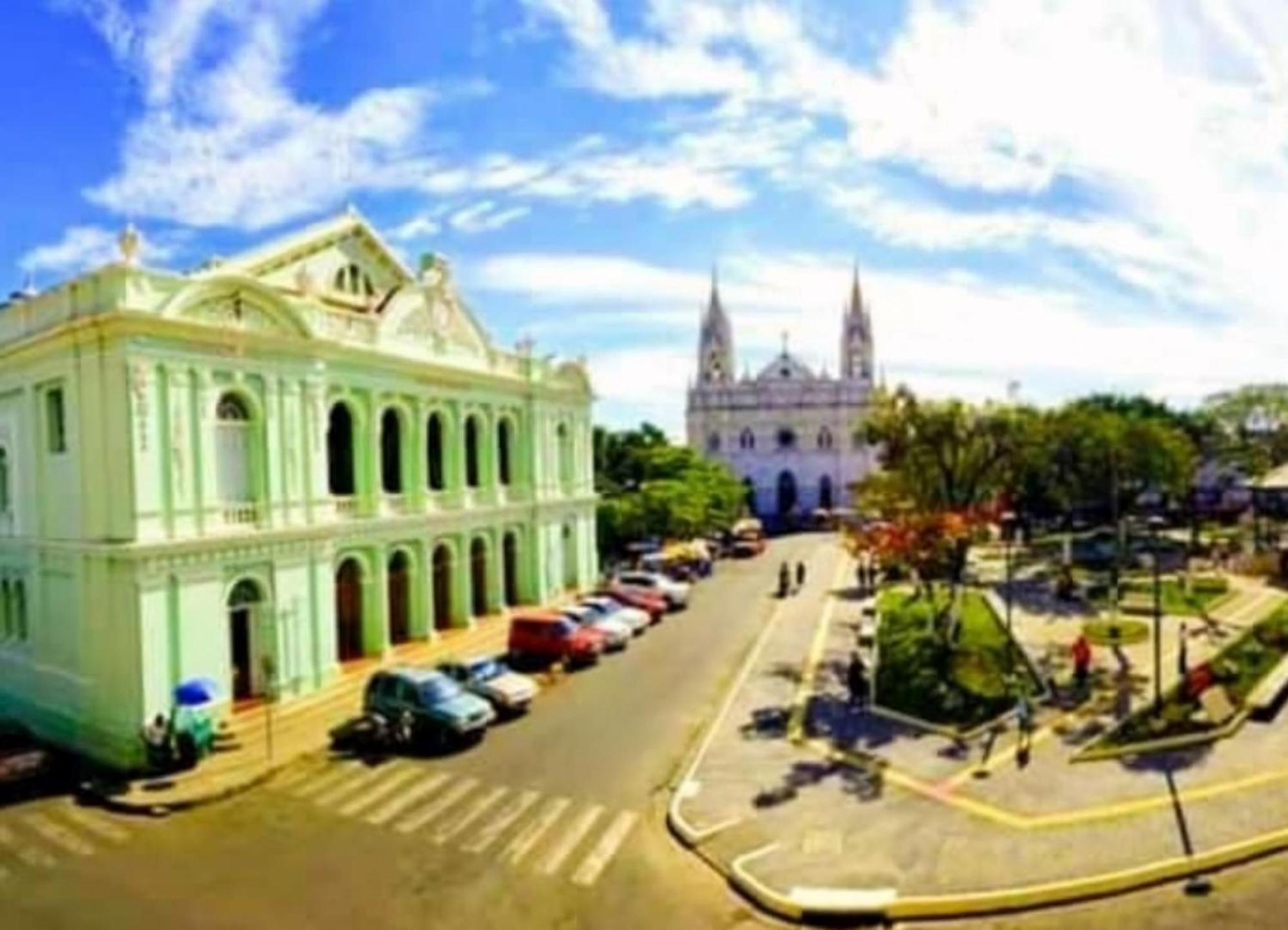 Casa Central de Santa Ana Exterior foto